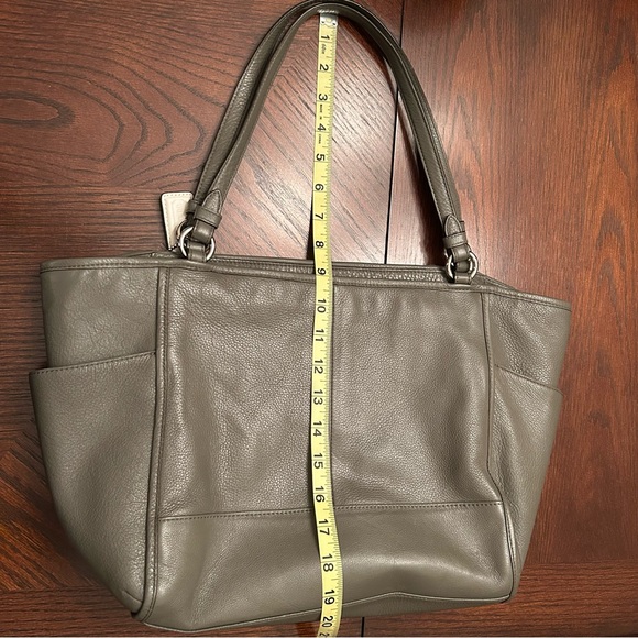 Coach green leather bag - Picture 12 of 13